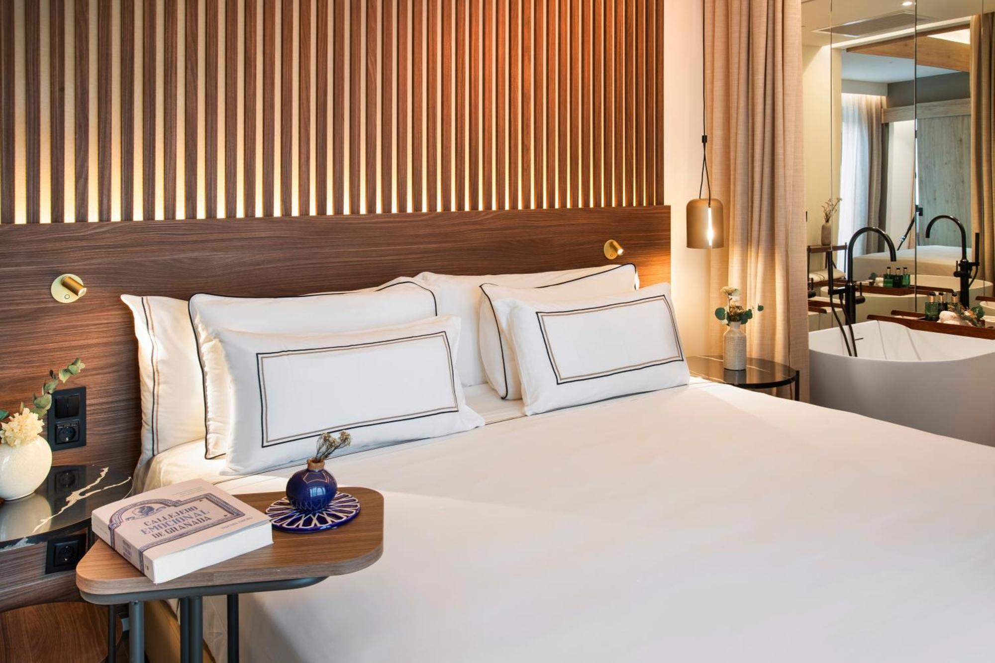 Hotel Meliá Granada Esterno foto